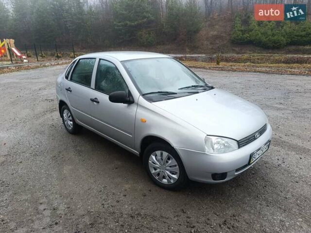 Сірий ВАЗ Калина, об'ємом двигуна 1.6 л та пробігом 157 тис. км за 1999 $, фото 3 на Automoto.ua