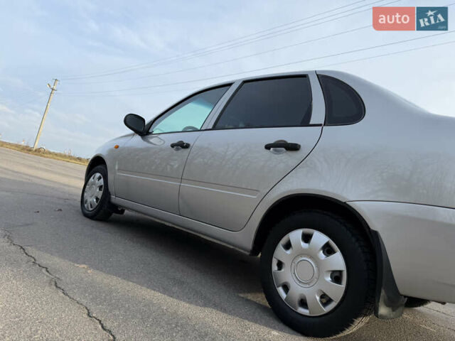 Сірий ВАЗ Калина, об'ємом двигуна 1.4 л та пробігом 104 тис. км за 2500 $, фото 18 на Automoto.ua