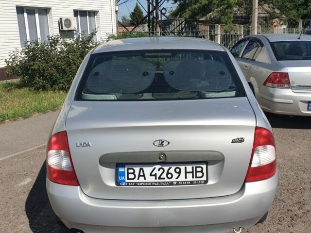 Серый ВАЗ Калина, объемом двигателя 1.6 л и пробегом 214 тыс. км за 2000 $, фото 4 на Automoto.ua