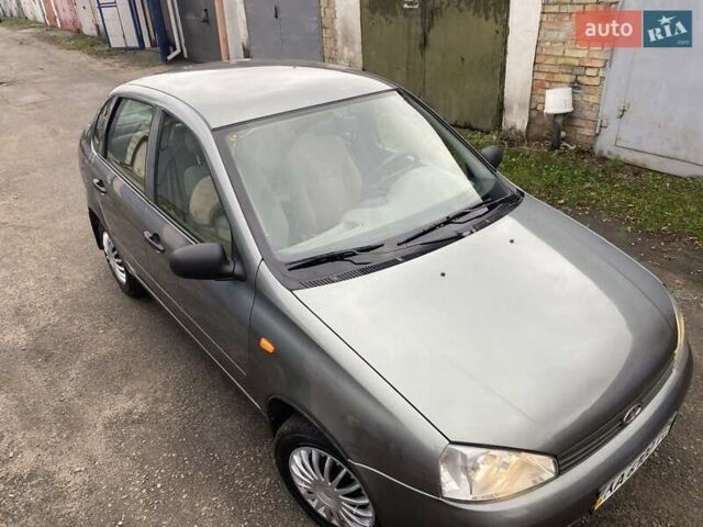 Серый ВАЗ Калина, объемом двигателя 1.4 л и пробегом 184 тыс. км за 2350 $, фото 4 на Automoto.ua