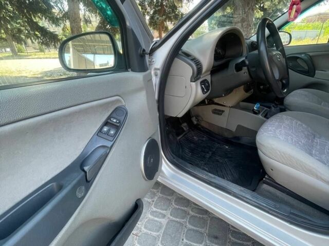 Серый ВАЗ Калина, объемом двигателя 0 л и пробегом 210 тыс. км за 1900 $, фото 5 на Automoto.ua