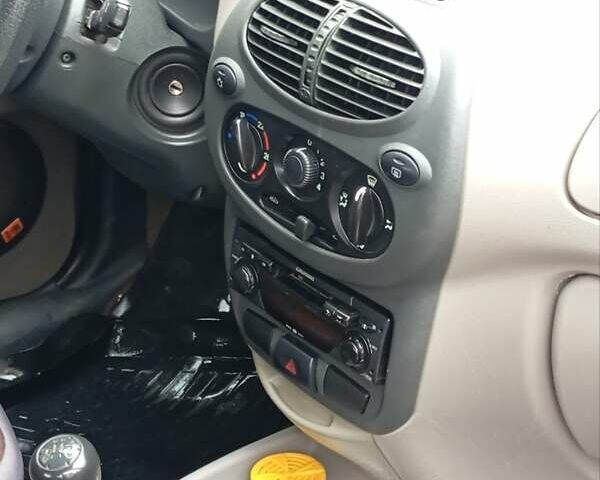 ВАЗ Калина 2008 у Богородчанах на Automoto.ua Сірий ВАЗ Калина, об'ємом двигуна 1.39 л та пробігом 100 тис. км за 1400 $, фото 17 на Automoto.ua