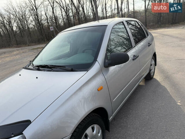 Сірий ВАЗ Калина, об'ємом двигуна 1.4 л та пробігом 104 тис. км за 2500 $, фото 9 на Automoto.ua
