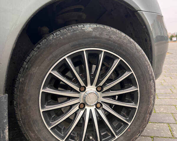 Сірий ВАЗ Калина, об'ємом двигуна 1.39 л та пробігом 157 тис. км за 3999 $, фото 11 на Automoto.ua