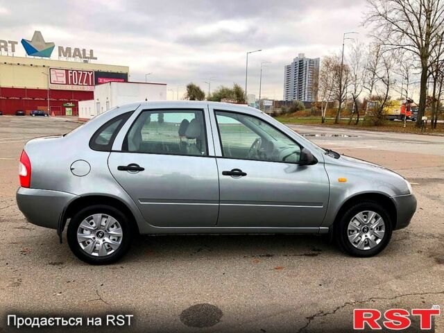 Серый ВАЗ Kalina, объемом двигателя 1.4 л и пробегом 114 тыс. км за 2400 $, фото 4 на Automoto.ua