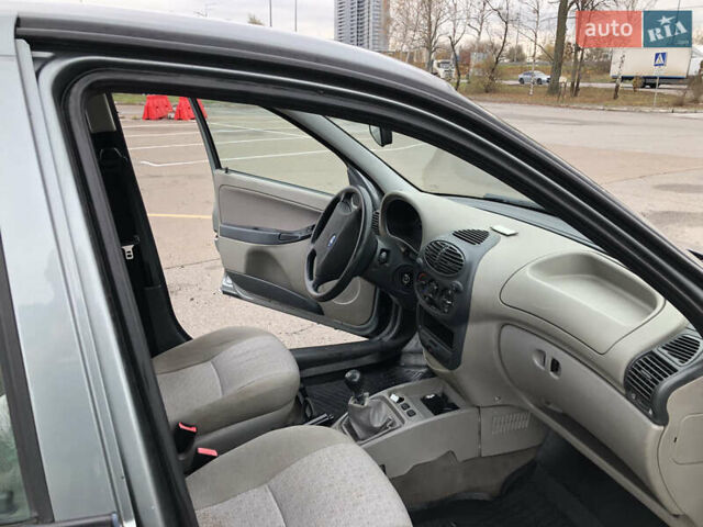 Сірий ВАЗ Калина, об'ємом двигуна 1.4 л та пробігом 114 тис. км за 2400 $, фото 9 на Automoto.ua