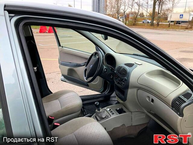 Серый ВАЗ Kalina, объемом двигателя 1.4 л и пробегом 114 тыс. км за 2400 $, фото 8 на Automoto.ua