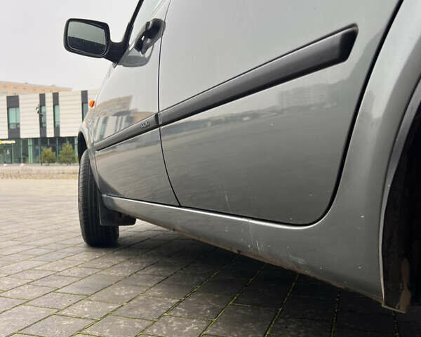 Сірий ВАЗ Калина, об'ємом двигуна 1.39 л та пробігом 157 тис. км за 3999 $, фото 3 на Automoto.ua