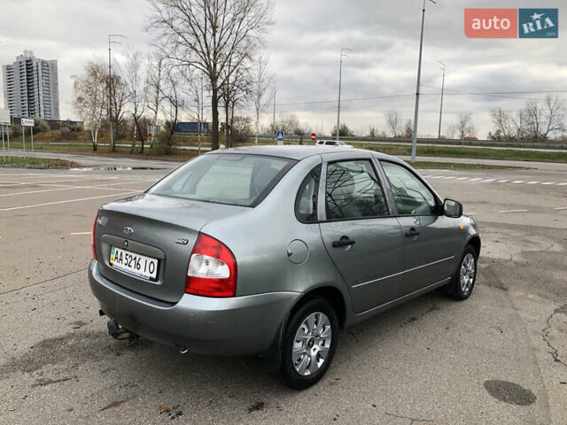 Сірий ВАЗ Калина, об'ємом двигуна 1.4 л та пробігом 114 тис. км за 2400 $, фото 4 на Automoto.ua