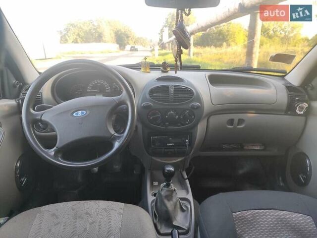 Серый ВАЗ Калина, объемом двигателя 1.39 л и пробегом 166 тыс. км за 2950 $, фото 2 на Automoto.ua