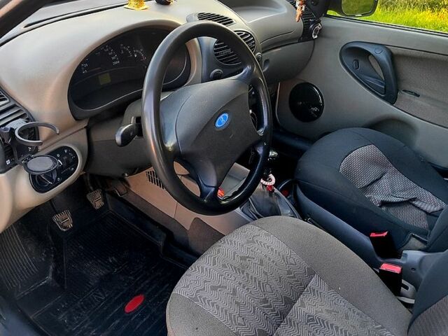 Сірий ВАЗ Kalina, об'ємом двигуна 1.4 л та пробігом 166 тис. км за 2950 $, фото 3 на Automoto.ua