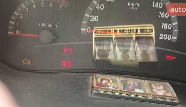 Сірий ВАЗ Калина, об'ємом двигуна 1.39 л та пробігом 98 тис. км за 3200 $, фото 6 на Automoto.ua