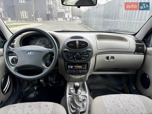 Сірий ВАЗ Калина, об'ємом двигуна 1.6 л та пробігом 97 тис. км за 2700 $, фото 57 на Automoto.ua