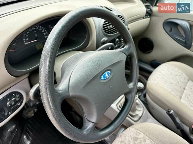 Сірий ВАЗ Калина, об'ємом двигуна 1.6 л та пробігом 97 тис. км за 2700 $, фото 36 на Automoto.ua