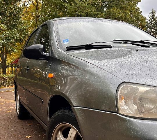 Серый ВАЗ Kalina, объемом двигателя 1.6 л и пробегом 264 тыс. км за 2300 $, фото 3 на Automoto.ua