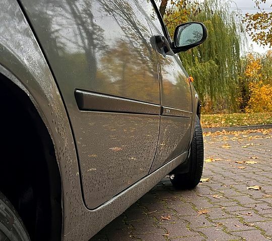 Серый ВАЗ Kalina, объемом двигателя 1.6 л и пробегом 264 тыс. км за 2300 $, фото 6 на Automoto.ua