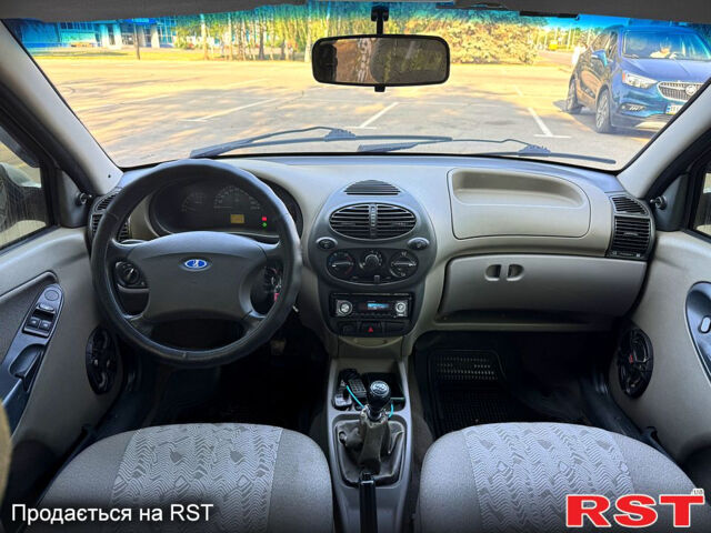 Серый ВАЗ Kalina, объемом двигателя 1.4 л и пробегом 117 тыс. км за 2900 $, фото 10 на Automoto.ua
