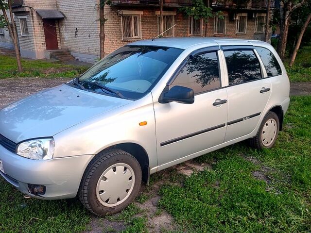 Серый ВАЗ Kalina, объемом двигателя 1.4 л и пробегом 100 тыс. км за 2400 $, фото 1 на Automoto.ua