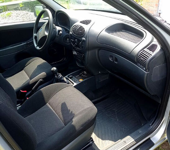 Серый ВАЗ Kalina, объемом двигателя 1.4 л и пробегом 41 тыс. км за 3850 $, фото 5 на Automoto.ua