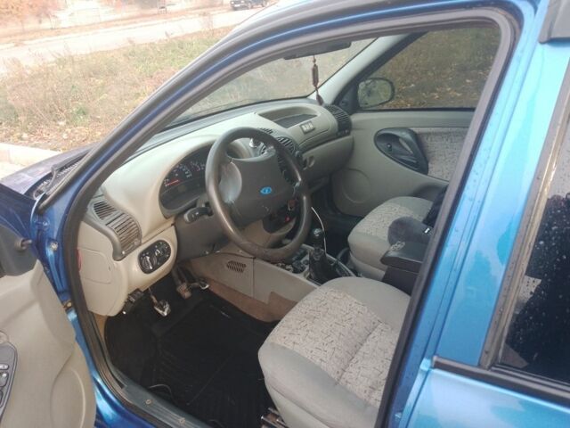 Синій ВАЗ Калина, об'ємом двигуна 1.6 л та пробігом 165 тис. км за 2250 $, фото 1 на Automoto.ua