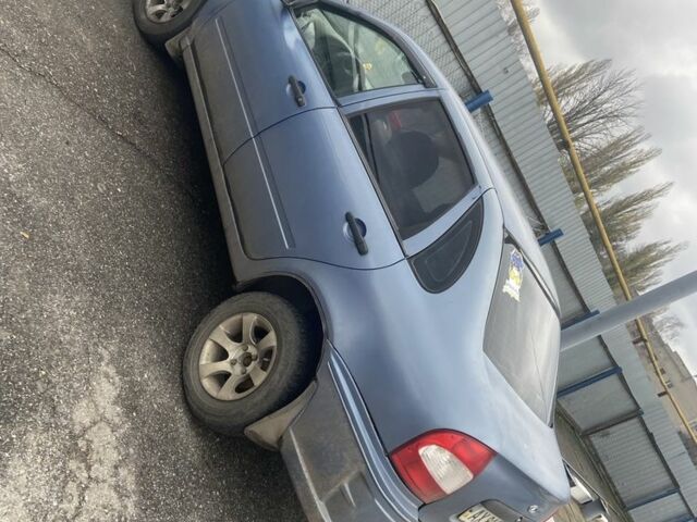 Синій ВАЗ Калина, об'ємом двигуна 1.6 л та пробігом 230 тис. км за 1500 $, фото 4 на Automoto.ua