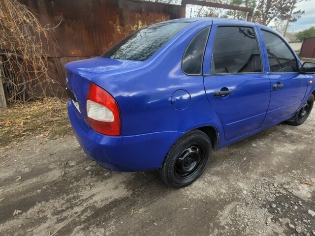 Синій ВАЗ Калина, об'ємом двигуна 1.6 л та пробігом 140 тис. км за 1400 $, фото 4 на Automoto.ua