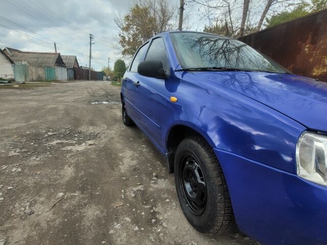 Синій ВАЗ Калина, об'ємом двигуна 1.6 л та пробігом 140 тис. км за 1400 $, фото 1 на Automoto.ua