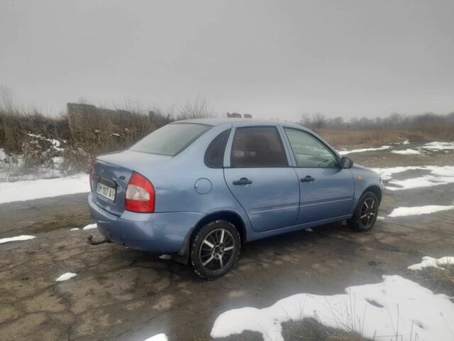 Синій ВАЗ Калина, об'ємом двигуна 1.6 л та пробігом 258 тис. км за 1350 $, фото 4 на Automoto.ua