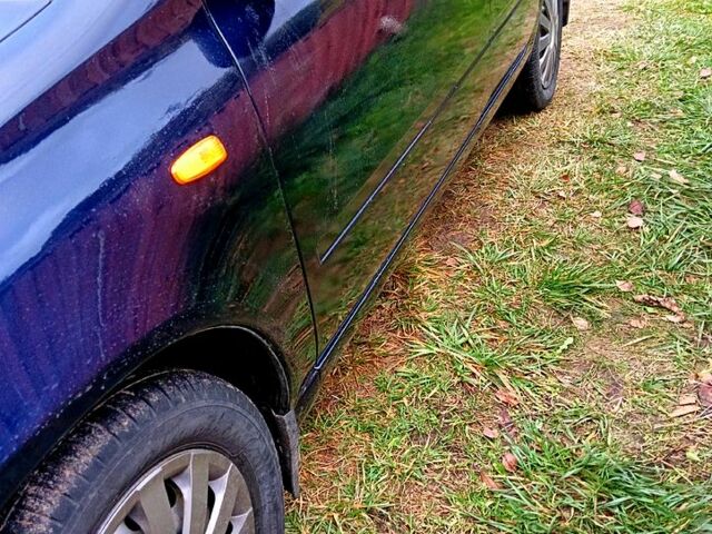 Синий ВАЗ Kalina, объемом двигателя 1.6 л и пробегом 182 тыс. км за 1950 $, фото 2 на Automoto.ua