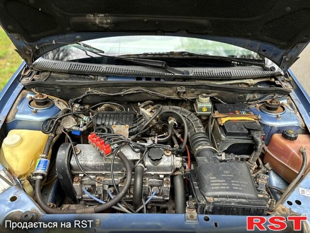 Синій ВАЗ Kalina, об'ємом двигуна 1.6 л та пробігом 270 тис. км за 1650 $, фото 8 на Automoto.ua