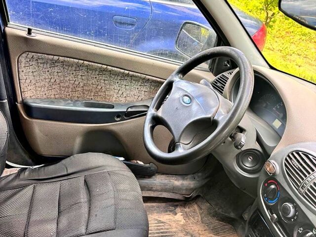 Синий ВАЗ Kalina, объемом двигателя 1.6 л и пробегом 273 тыс. км за 2000 $, фото 4 на Automoto.ua