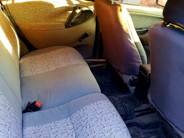 Синій ВАЗ Kalina, об'ємом двигуна 1.6 л та пробігом 21100 тис. км за 2700 $, фото 5 на Automoto.ua