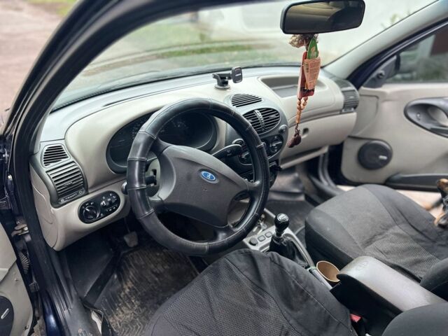 Синий ВАЗ Калина, объемом двигателя 1.6 л и пробегом 3 тыс. км за 2600 $, фото 5 на Automoto.ua