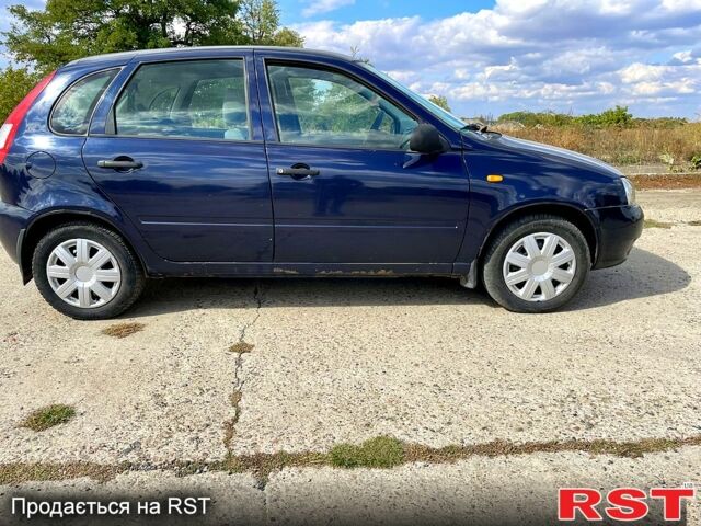 Синий ВАЗ Kalina, объемом двигателя 1.6 л и пробегом 184 тыс. км за 2200 $, фото 2 на Automoto.ua