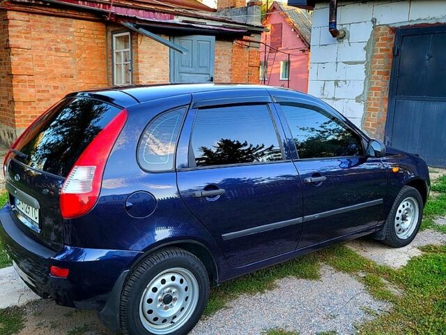 Синий ВАЗ Kalina, объемом двигателя 1.4 л и пробегом 102 тыс. км за 2500 $, фото 1 на Automoto.ua