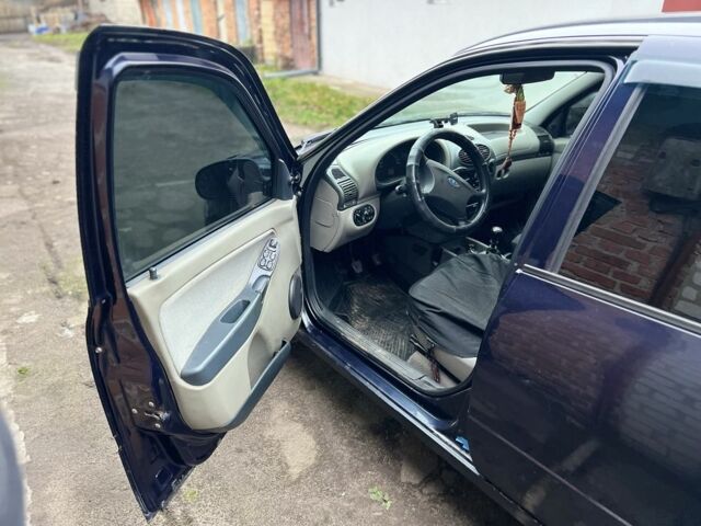 Синий ВАЗ Калина, объемом двигателя 1.6 л и пробегом 3 тыс. км за 2600 $, фото 4 на Automoto.ua