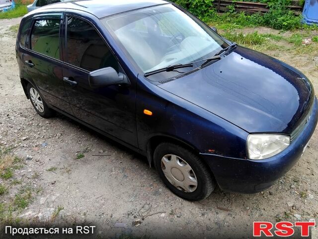 Синий ВАЗ Kalina, объемом двигателя 1.6 л и пробегом 206 тыс. км за 1650 $, фото 4 на Automoto.ua