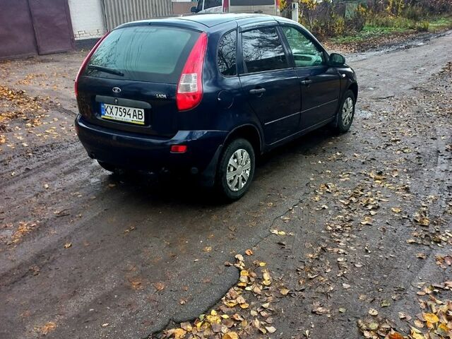 Синий ВАЗ Kalina, объемом двигателя 1.6 л и пробегом 195 тыс. км за 2000 $, фото 3 на Automoto.ua