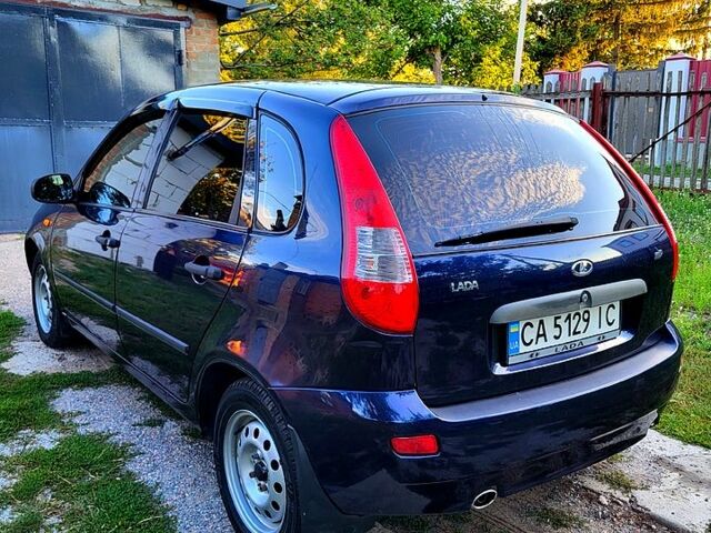 Синий ВАЗ Kalina, объемом двигателя 1.4 л и пробегом 102 тыс. км за 2500 $, фото 2 на Automoto.ua