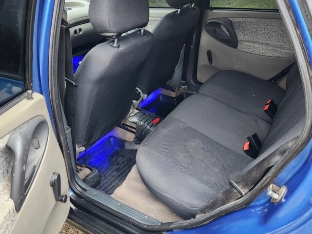 Синій ВАЗ Калина, об'ємом двигуна 1.6 л та пробігом 230 тис. км за 1800 $, фото 6 на Automoto.ua