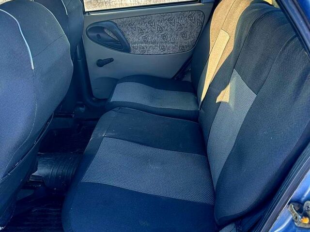 Синій ВАЗ Kalina, об'ємом двигуна 1.6 л та пробігом 21900 тис. км за 1300 $, фото 8 на Automoto.ua