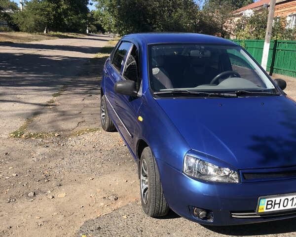 Синий ВАЗ Калина, объемом двигателя 1.6 л и пробегом 248 тыс. км за 2000 $, фото 2 на Automoto.ua