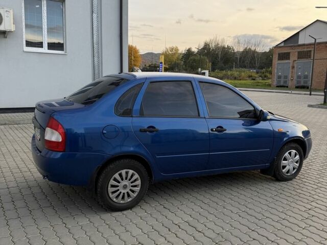 Синий ВАЗ Калина, объемом двигателя 1.6 л и пробегом 105 тыс. км за 2100 $, фото 4 на Automoto.ua