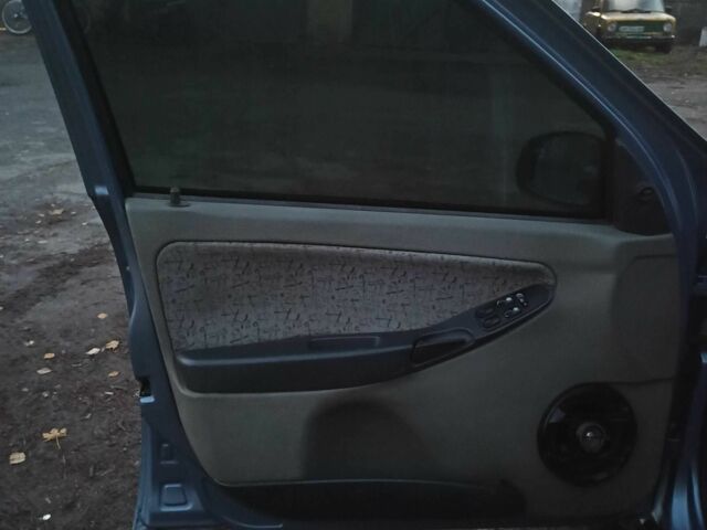 Синий ВАЗ Калина, объемом двигателя 1.6 л и пробегом 1000 тыс. км за 1000 $, фото 12 на Automoto.ua