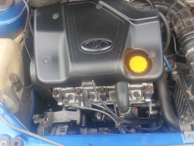 Синий ВАЗ Калина, объемом двигателя 1.6 л и пробегом 180 тыс. км за 1500 $, фото 7 на Automoto.ua