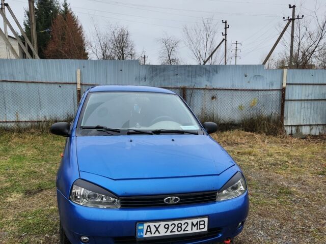 Синій ВАЗ Калина, об'ємом двигуна 1.6 л та пробігом 230 тис. км за 1800 $, фото 1 на Automoto.ua