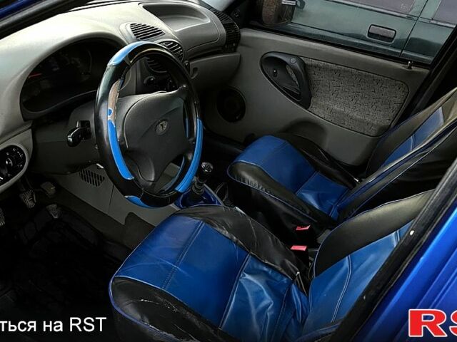 Синий ВАЗ Kalina, объемом двигателя 1.6 л и пробегом 253 тыс. км за 1299 $, фото 8 на Automoto.ua