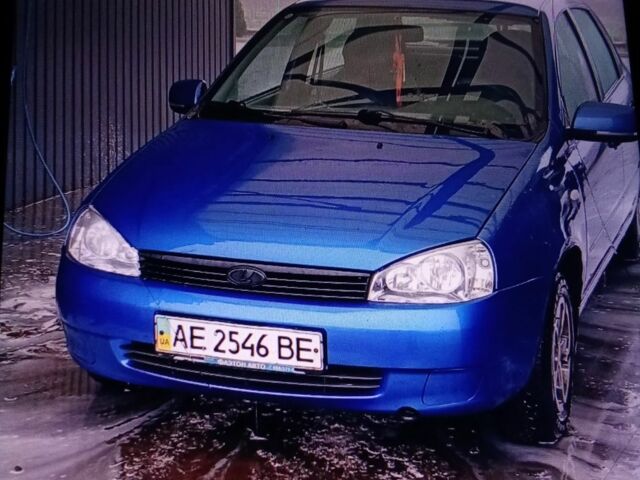 Синий ВАЗ Калина, объемом двигателя 1.6 л и пробегом 94 тыс. км за 2000 $, фото 4 на Automoto.ua