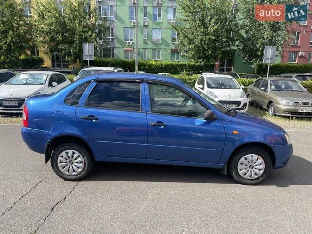 Синий ВАЗ Калина, объемом двигателя 1.6 л и пробегом 138 тыс. км за 2000 $, фото 5 на Automoto.ua