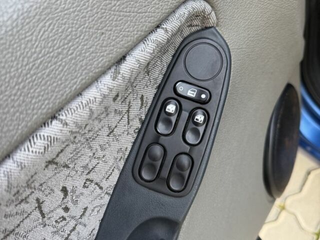 Синий ВАЗ Калина, объемом двигателя 1.6 л и пробегом 105 тыс. км за 2100 $, фото 15 на Automoto.ua